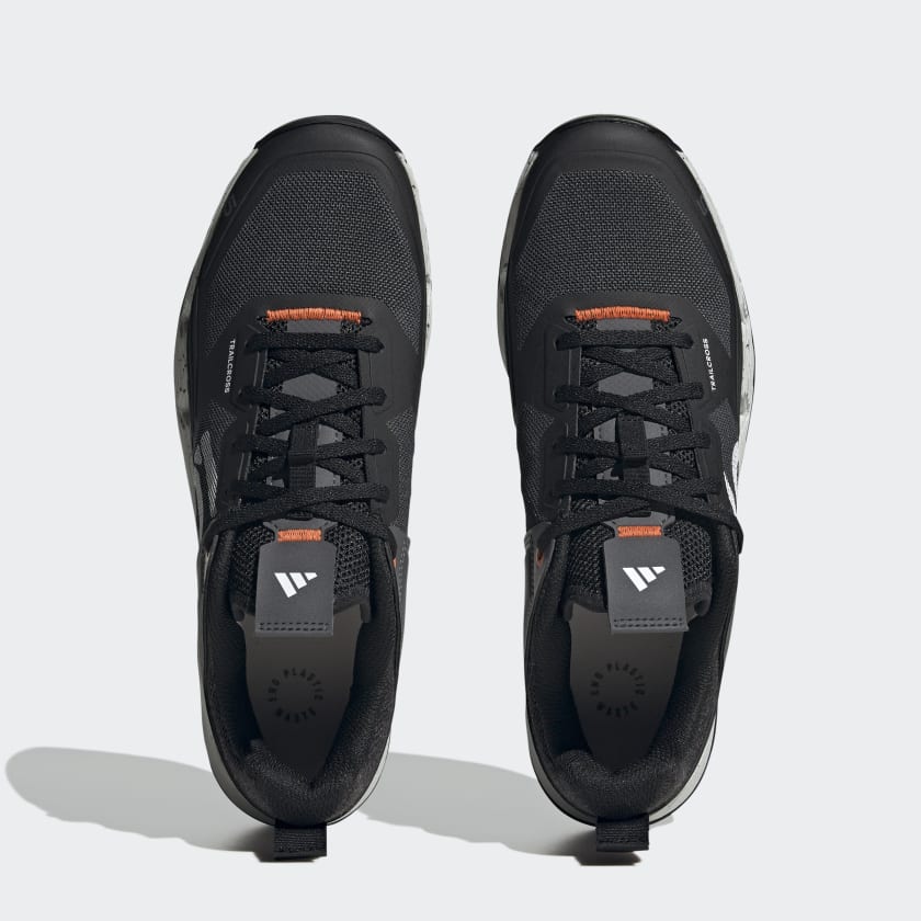 کفش سفید مشکی آدیداس مدل FIVE TEN TRAILCROSS XT SHOES