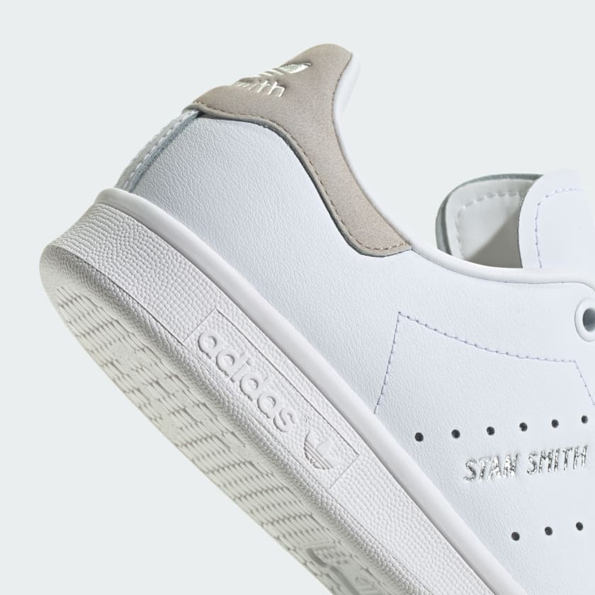 کفش سفید، خاکستری آدیداس مدل STAN SMITH SHOES