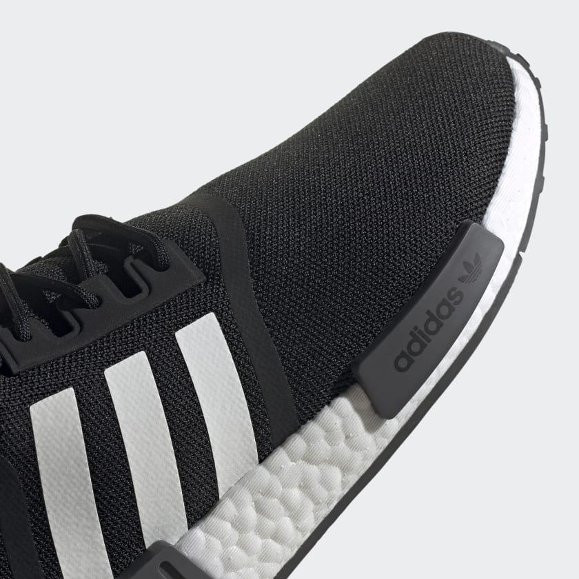 کفش مشکی، سفید آدیداس مدل NMD_R1 SHOES