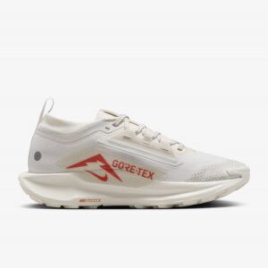 کفش ضدآب تریل زنانه سفید نایک مدل Pegasus Trail 5 GORE-TEX