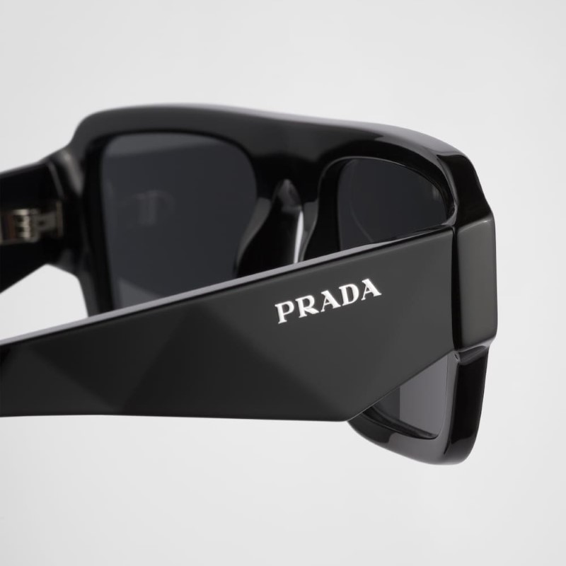 عینک آفتابی فریم مشکی با لنز خاکستری پرادا مدل Prada Symbole